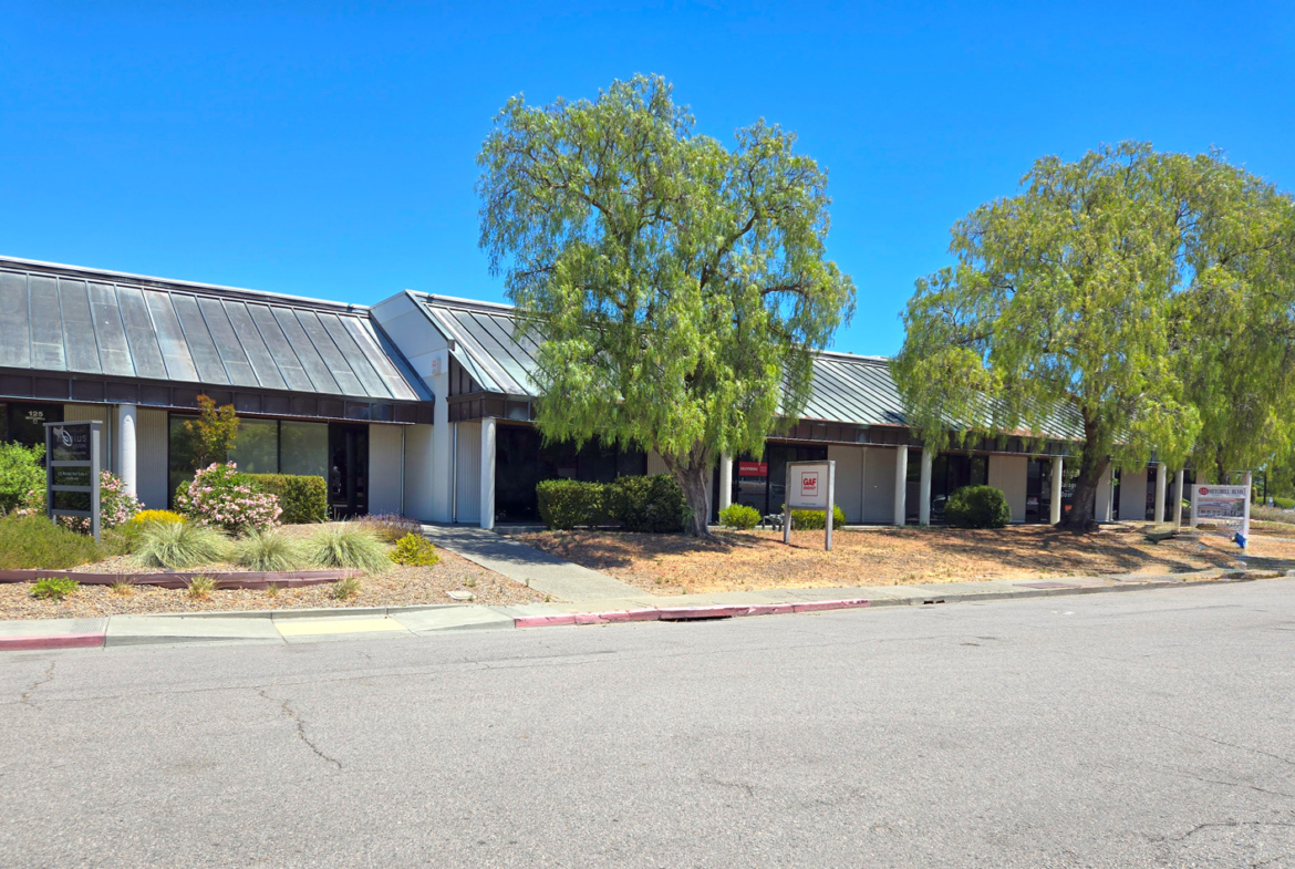 125 Mitchell Blvd Exterior Photo