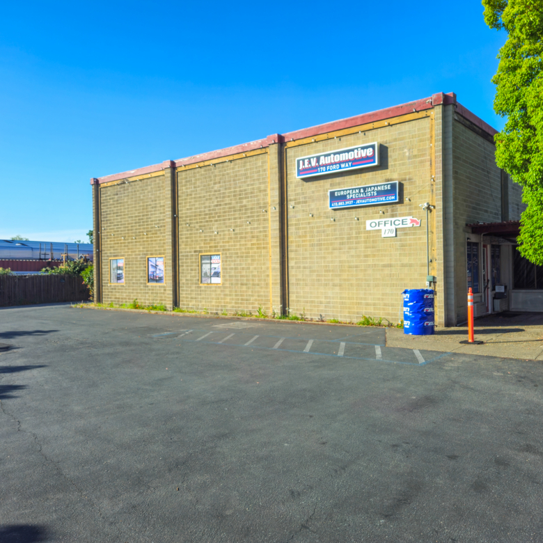 170 Ford Way Novato Flyer