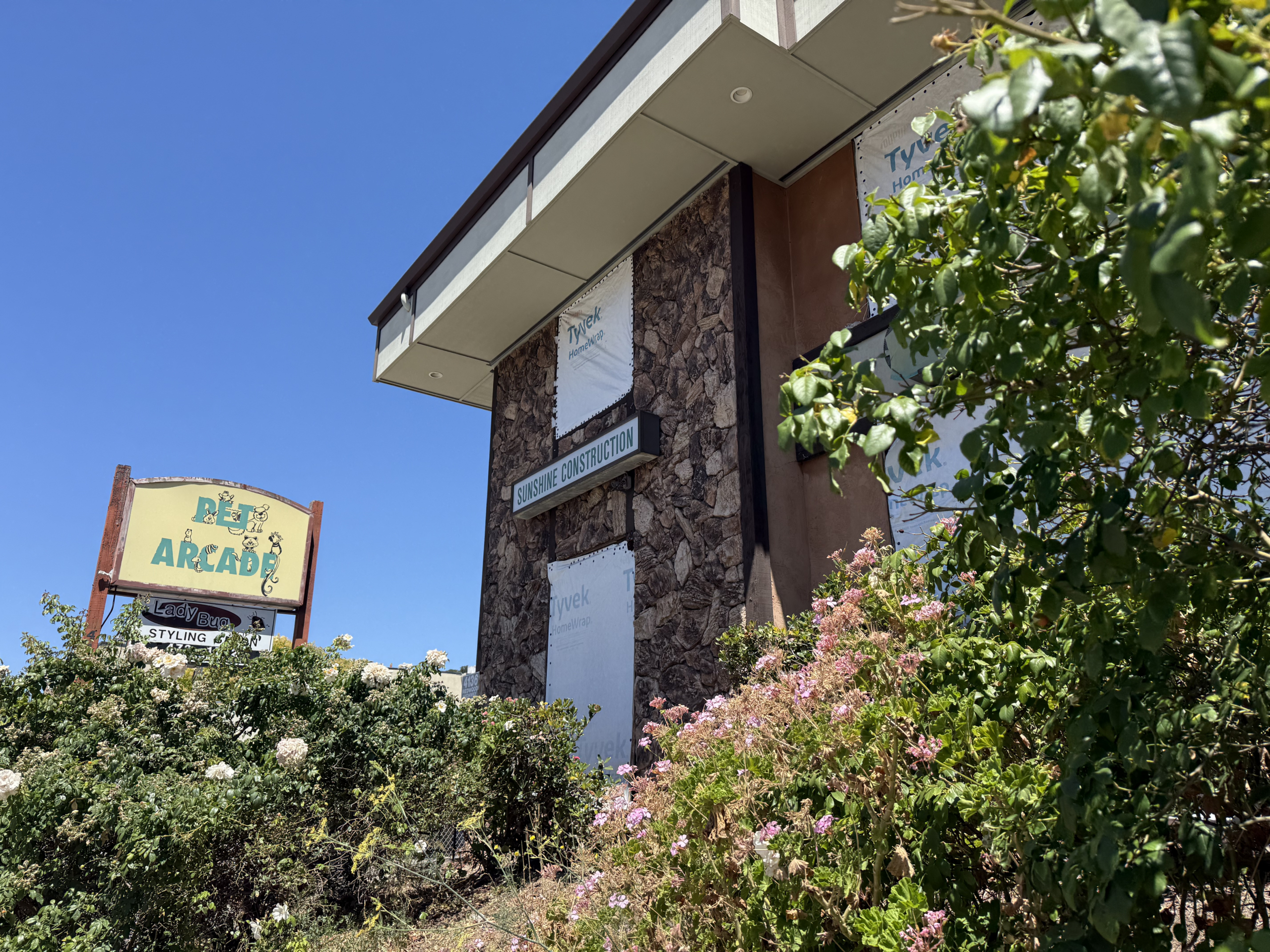 Exterior Photo of 4136 Redwood Highway, San Rafael, CA Exterior Photo of 4136 Redwood Highway, San Rafael, CA