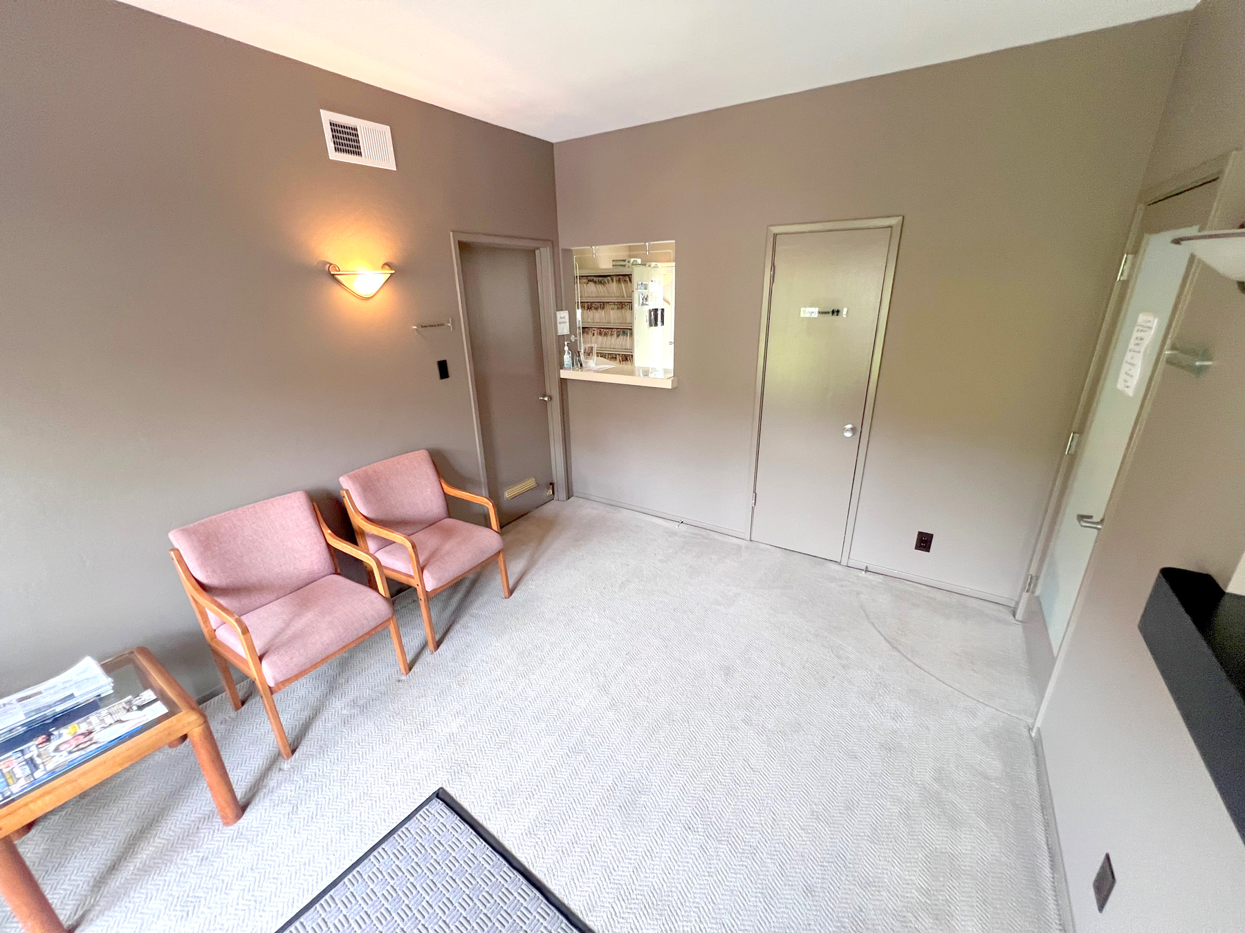7 N Knoll, Suite A, Mill Valley reception area Photo of 7 N Knoll, Suite A, Mill Valley reception area